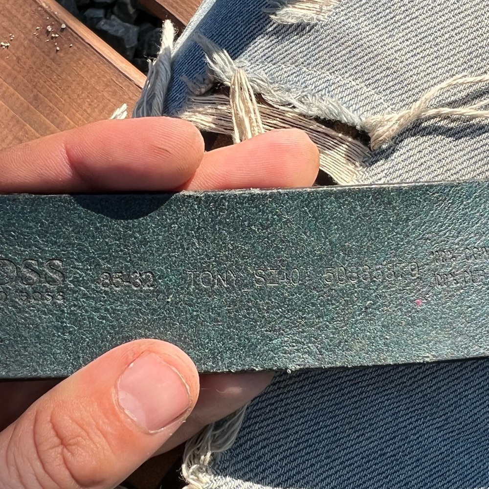 Hugo Boss belt - Picture 5 of 8